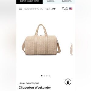 Like new URBAN EXPRESSIONS
Clipperton Weekender